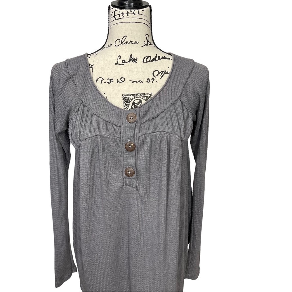 Free People We The Free Must Have Henley Top Tee Gray Size Small - Picture 6 of 12